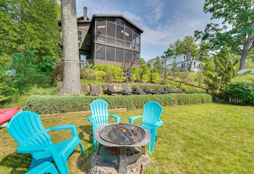 Pet Friendly Queensbury Home W/ Screened Porch