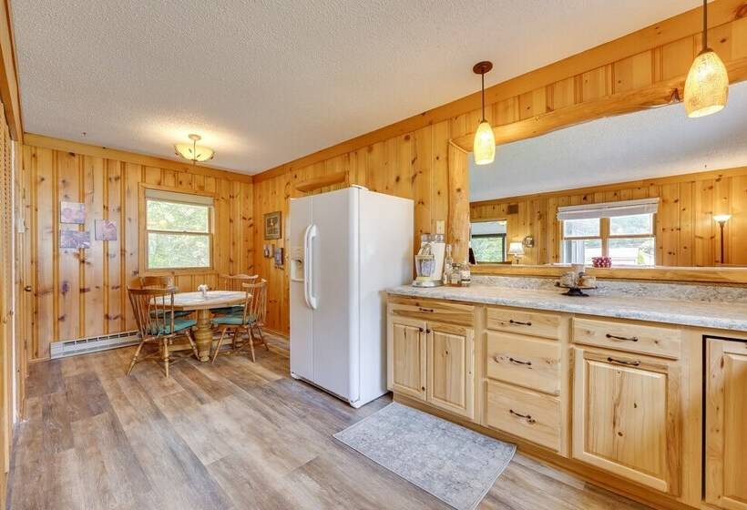 Pet Friendly Queensbury Home W/ Screened Porch