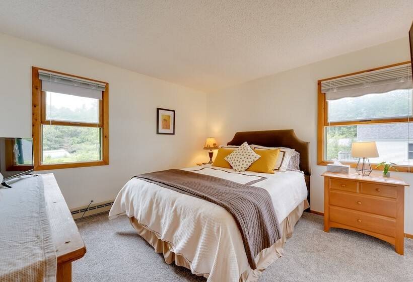 Pet Friendly Queensbury Home W/ Screened Porch