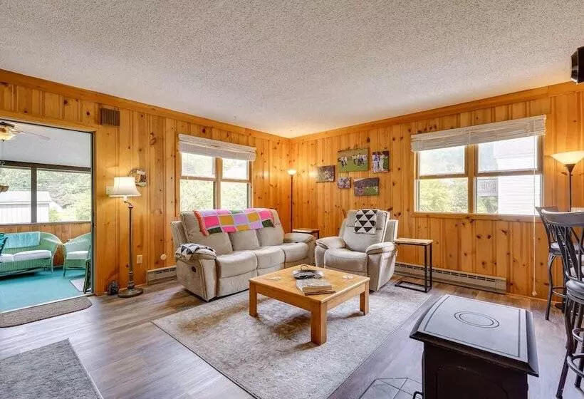 Pet Friendly Queensbury Home W/ Screened Porch