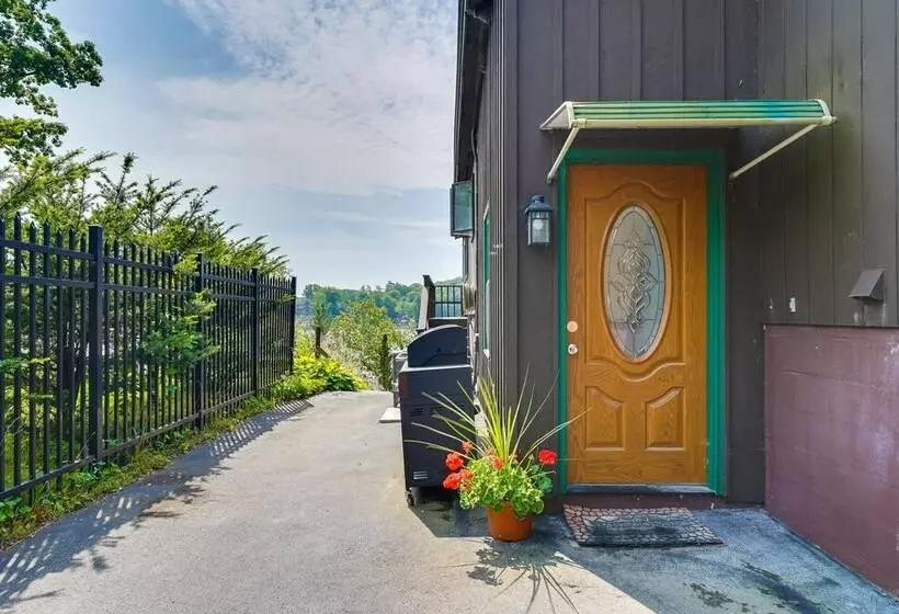 Pet Friendly Queensbury Home W/ Screened Porch