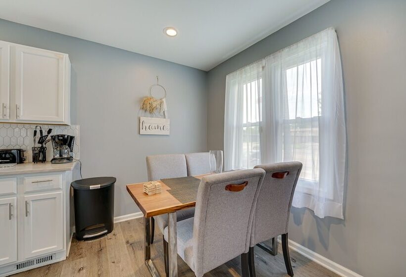 Pet Friendly Southfield House W/ Ping Pong Table!