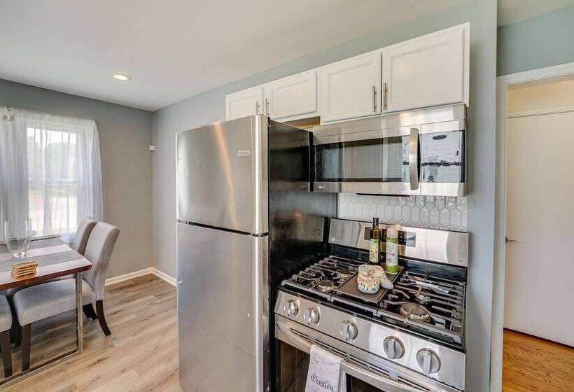 Pet Friendly Southfield House W/ Ping Pong Table!