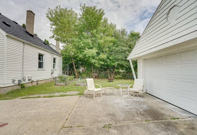 Pet Friendly Southfield House W/ Ping Pong Table!