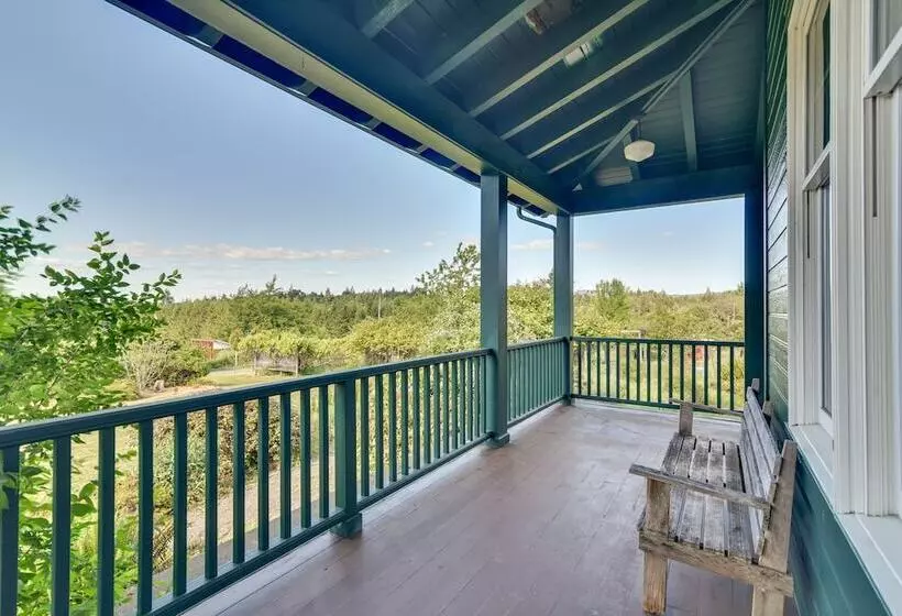 Rainier Home On 20 Acres W/ Blueberry Farm!