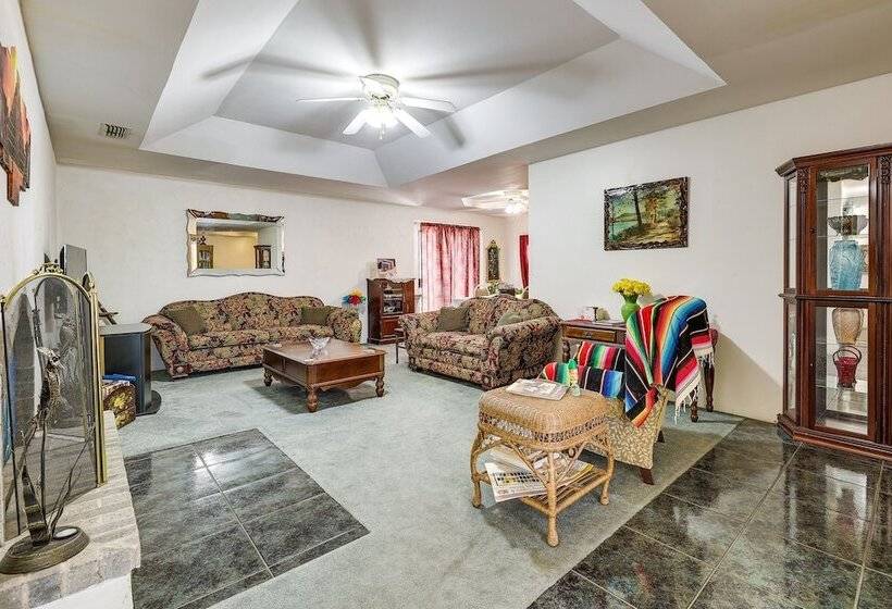 Remote Pet Friendly Harlingen House!