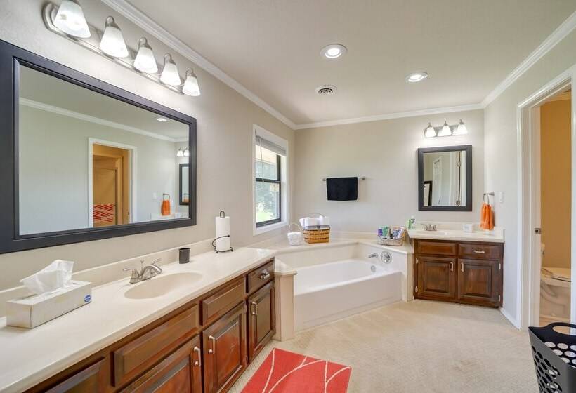 Spacious Arkansas Abode W/ Balcony & Fire Pit!