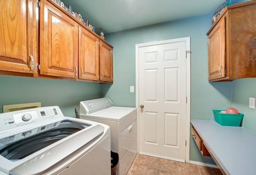 Spacious Arkansas Abode W/ Balcony & Fire Pit!