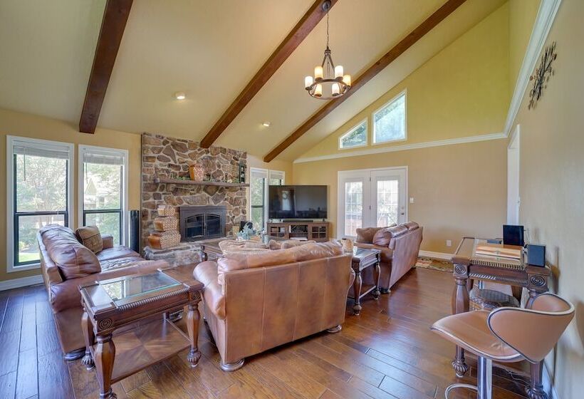 Spacious Arkansas Abode W/ Balcony & Fire Pit!