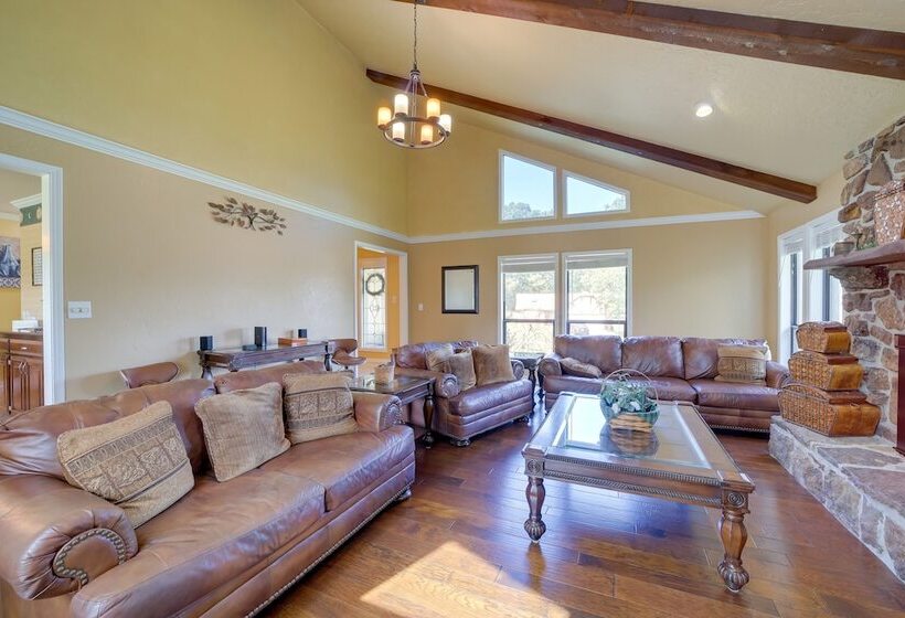 Spacious Arkansas Abode W/ Balcony & Fire Pit!