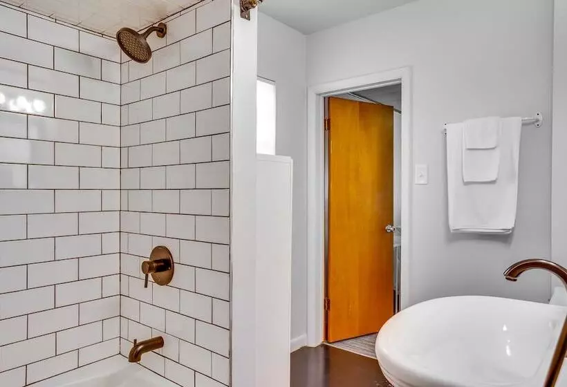 Stillwater Home   Walk To Boone Pickens Stadium!