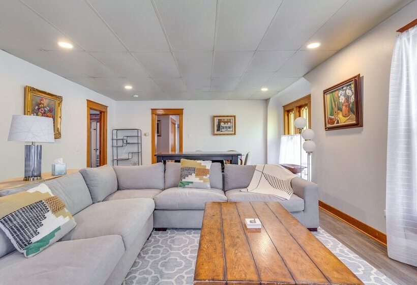 Stillwater Home Walk To Boone Pickens Stadium!