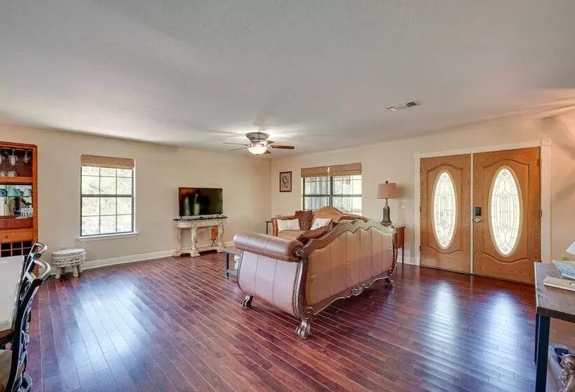 Waterfront Pass Christian Oasis ~ 2 Mi To Beach!