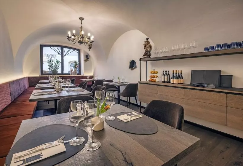 ベッドアンドブレックファースト Nepomuk