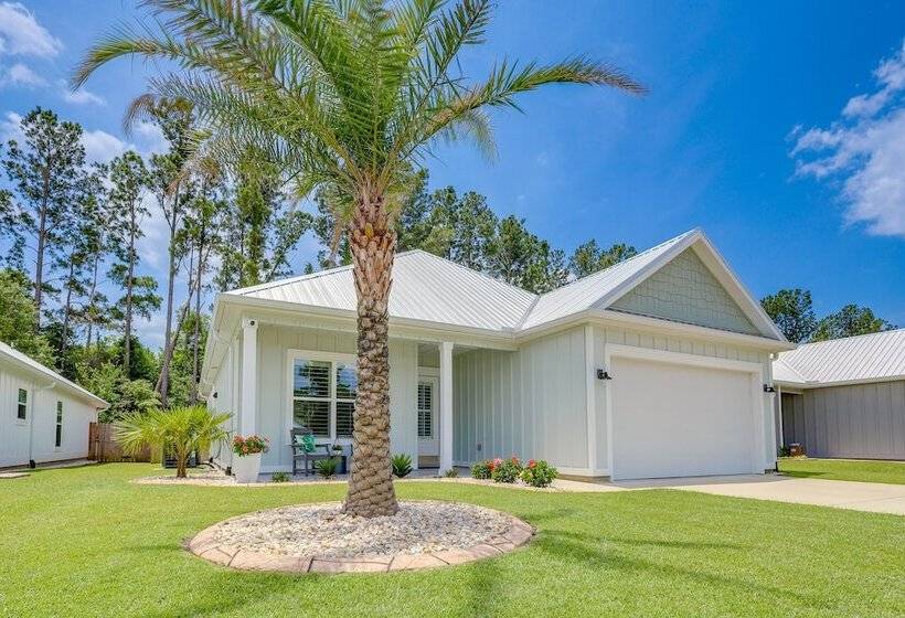 Bright Foley Home W/ Patio   7 Mi To Wharf & Beach