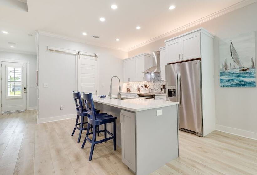 Bright Foley Home W/ Patio   7 Mi To Wharf & Beach