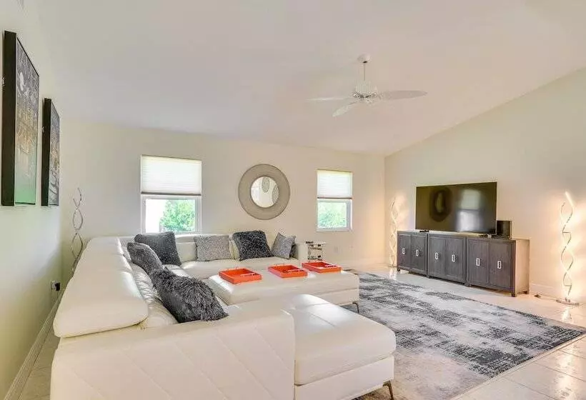 Canal Front Cape Coral Home: Pool, Screened Lanai!