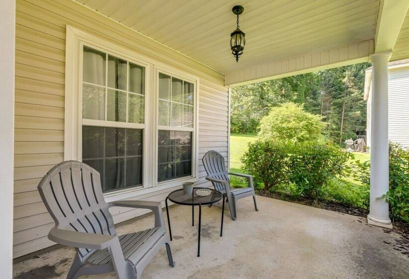 Charlotte Home ~ 9 Mi To Bank Of America Stadium!