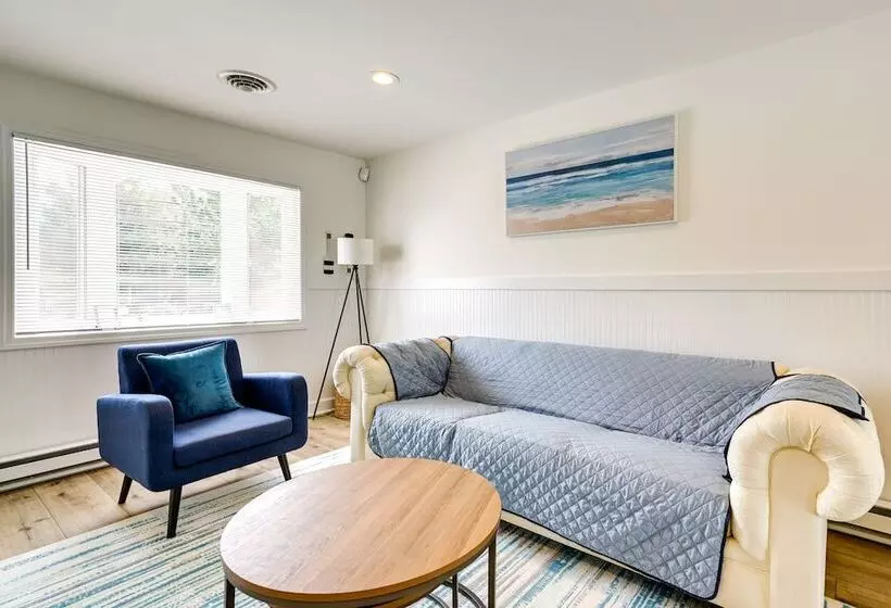 Charming Beach Haven West Home: 1 Mi To Beach!