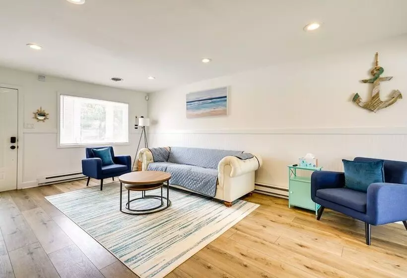 Charming Beach Haven West Home: 1 Mi To Beach!