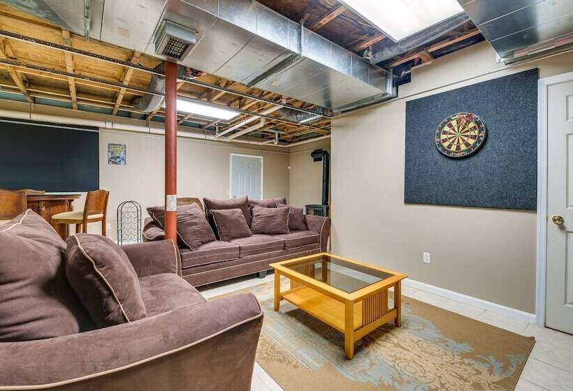 Charming Berwick Retreat W/ Gas Grill & Deck!