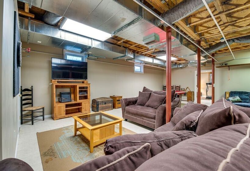 Charming Berwick Retreat W/ Gas Grill & Deck!