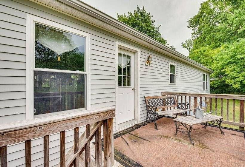 Charming Berwick Retreat W/ Gas Grill & Deck!