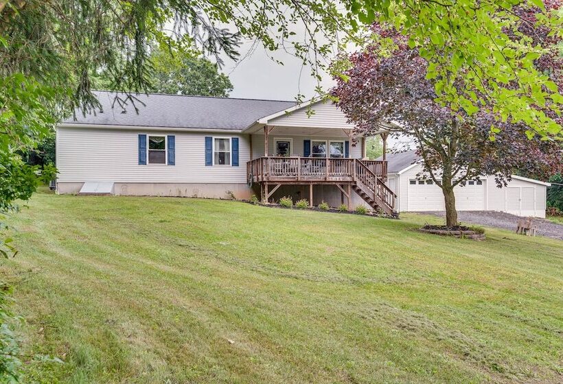 Charming Berwick Retreat W/ Gas Grill & Deck!