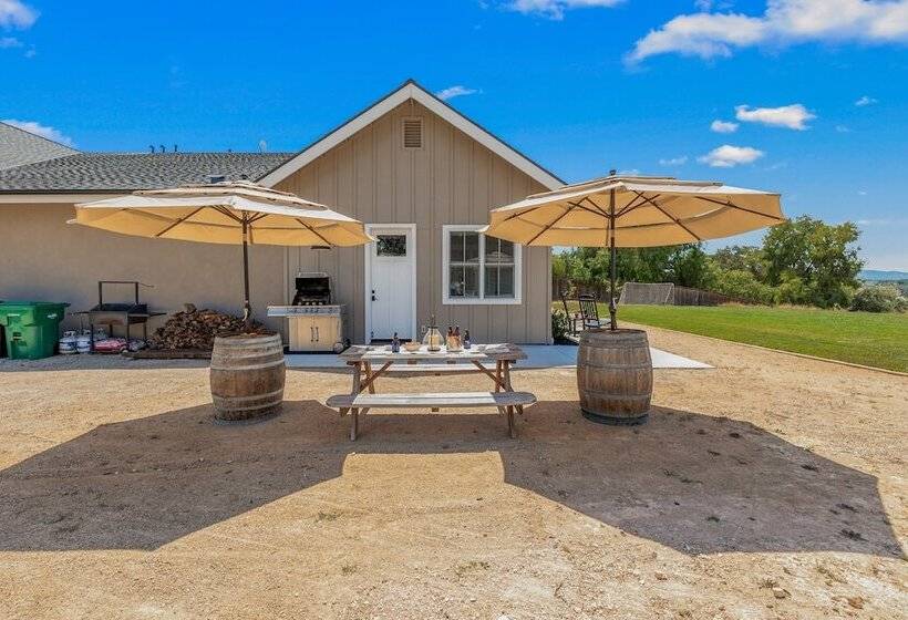 Cooperage By Avantstay Vineyard, Views, Soccer