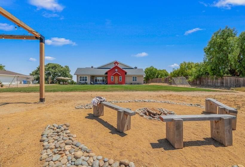 Cooperage By Avantstay Vineyard, Views, Soccer