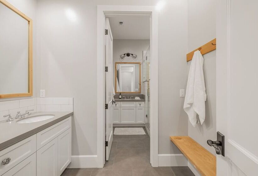 Cooperage By Avantstay Vineyard, Views, Soccer