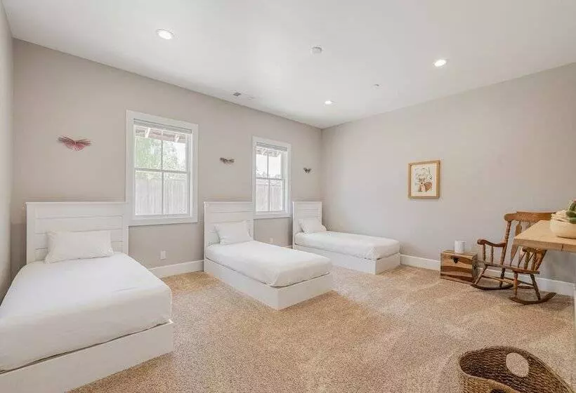 Cooperage By Avantstay Vineyard, Views, Soccer