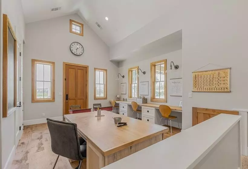 Cooperage By Avantstay Vineyard, Views, Soccer