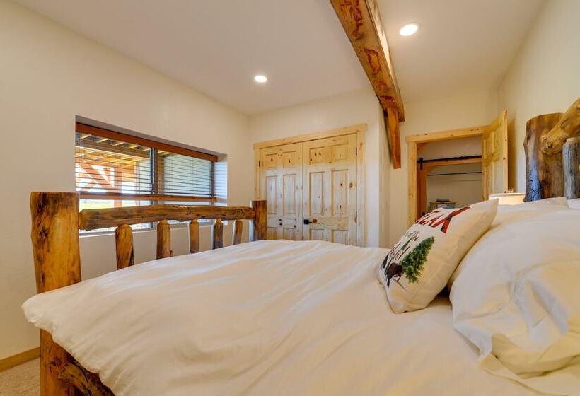 23 Mi To Targhee Skiing: Felt Cabin W/ Hot Tub!