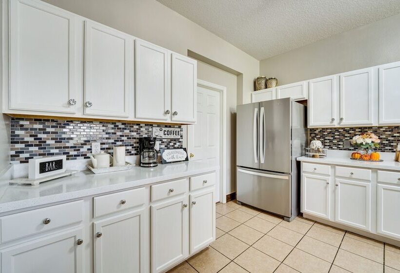 Davenport Family Home W/ Private Lanai & Game Room