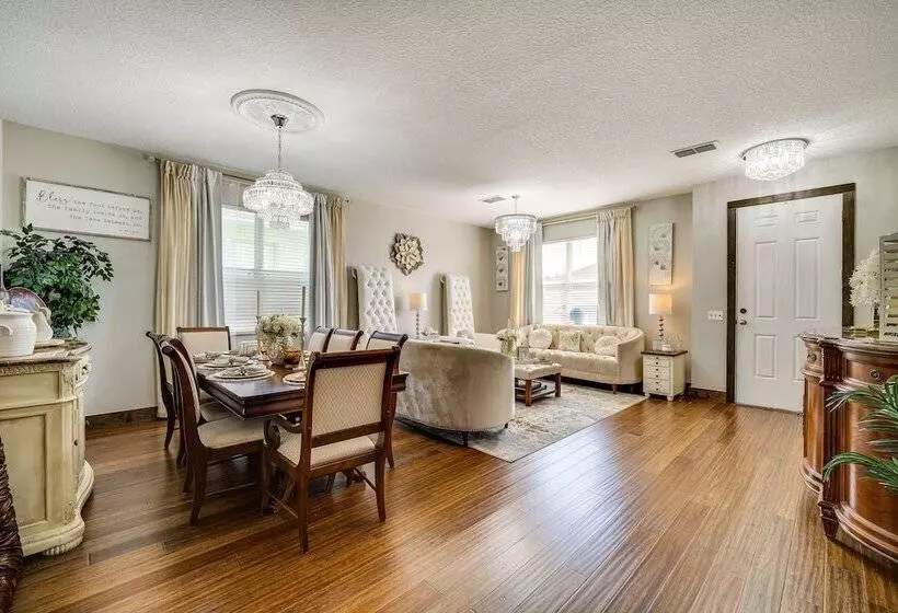 Davenport Family Home W/ Private Lanai & Game Room