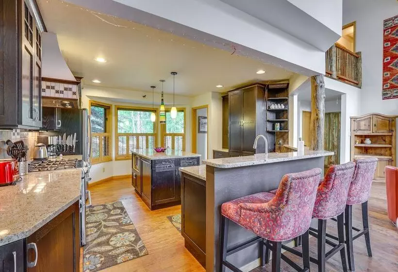 Frisco River Home: On Bike Path & Near Main St!