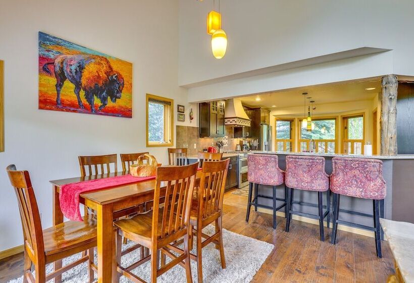 Frisco River Home: On Bike Path & Near Main St!