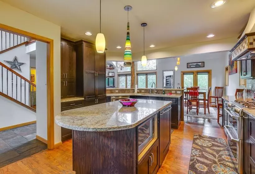 Frisco River Home: On Bike Path & Near Main St!