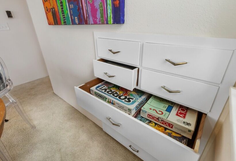 Beachfront Historical Home In University Place!