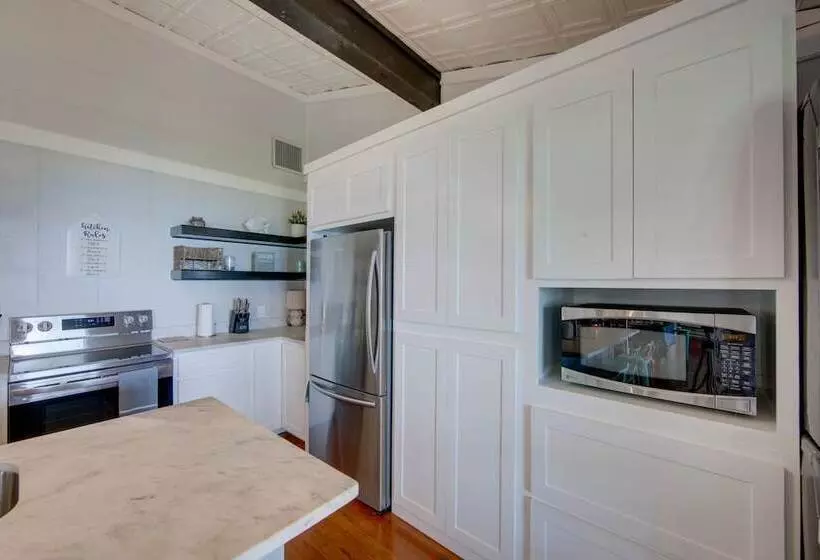 Home On Lake Bob Sandlin W/ Private Boat Dock!