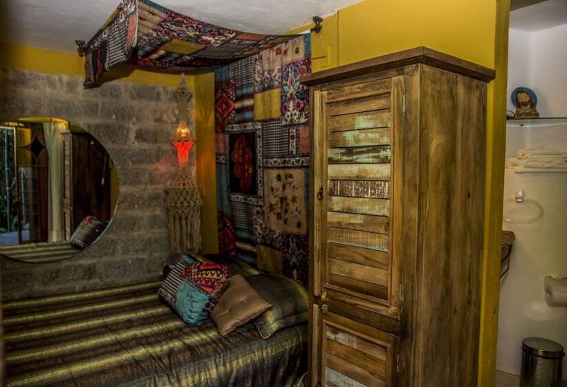 مسافرخانه Villa Buena Vista