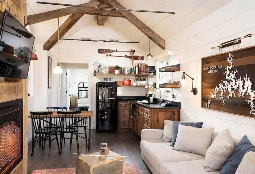 Hotelli Camp Long Creek