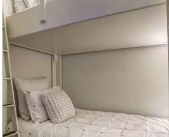 Hotelli Eagles Landing Lodge Private Suites And Group Lodging