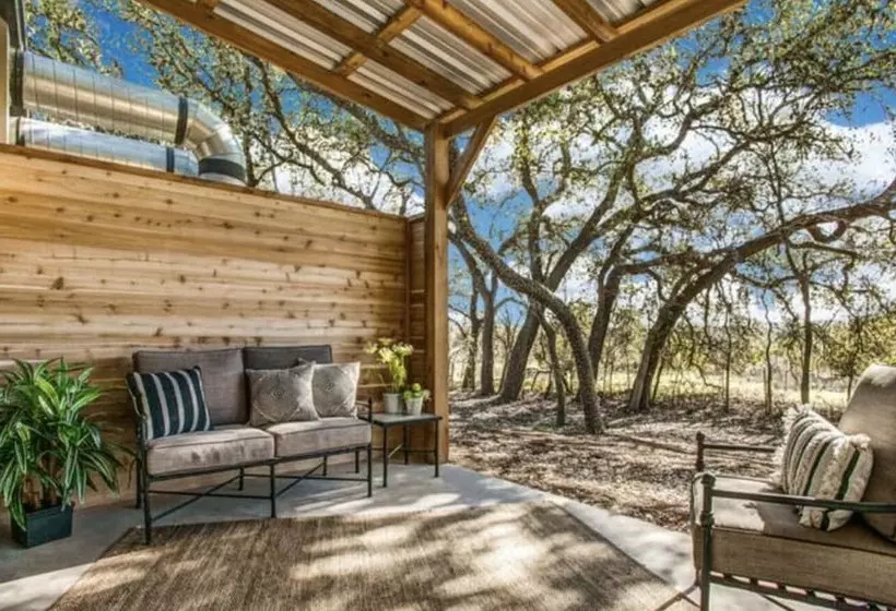 Hotelli Eagles Landing Lodge Private Suites And Group Lodging