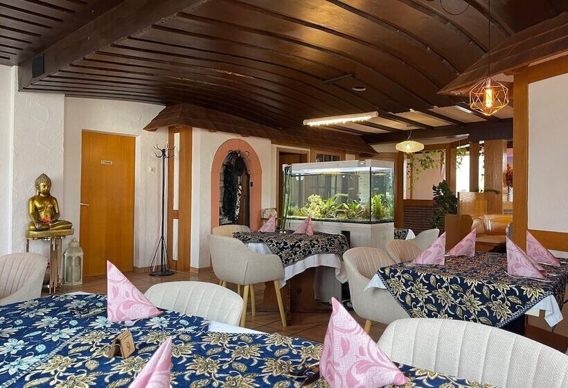 ホテル Hauptstraße