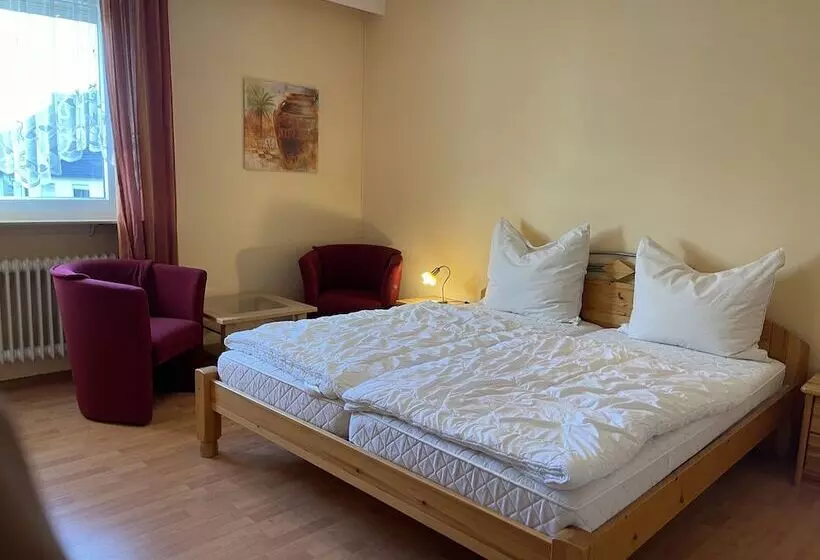 Hotelli Hauptstraße