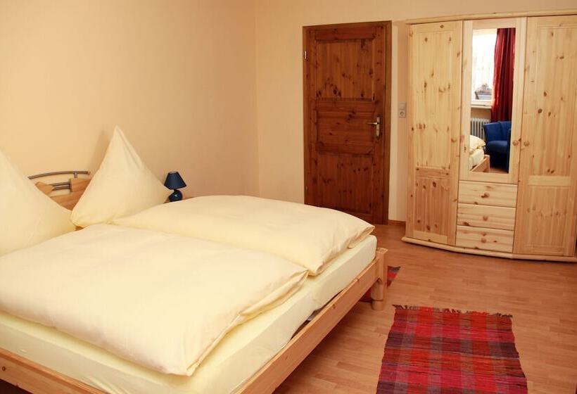 ホテル Hauptstraße