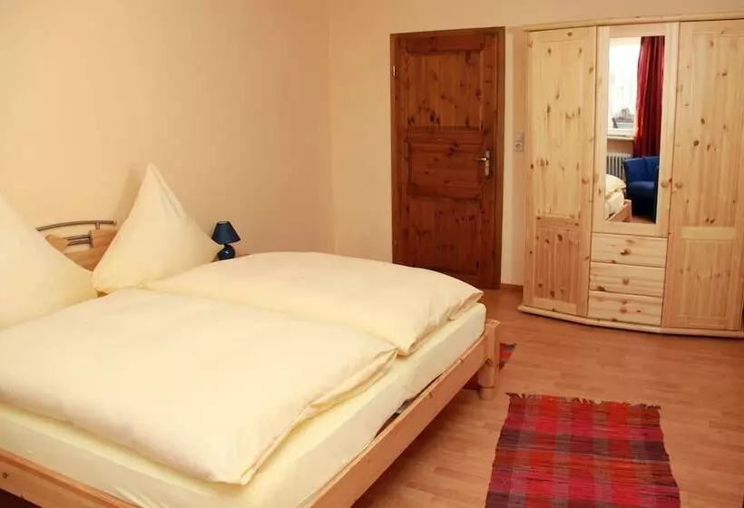 Hotelli Hauptstraße