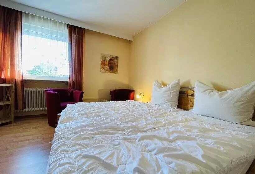 Hotelli Hauptstraße